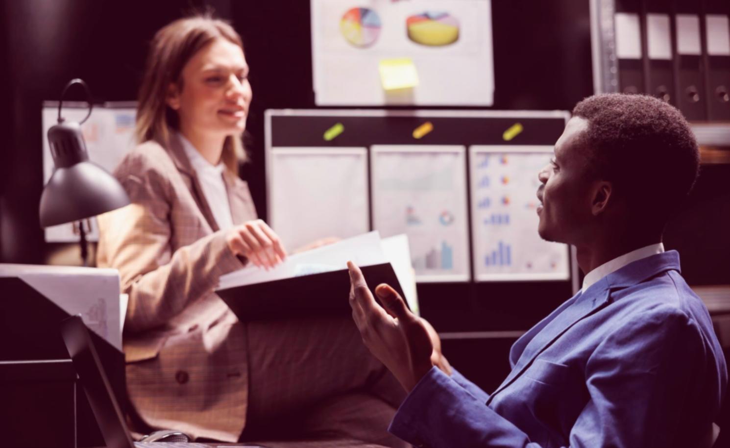 Analyse financière approfondie avec documents et graphiques de rentabilité